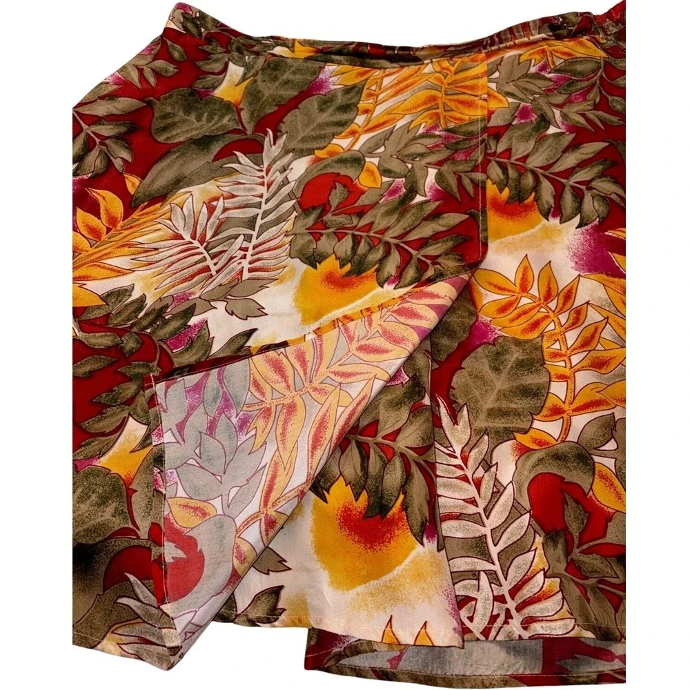 Melrose Studio Silk Skirt Women's Size‎ Med Red Tropical  Floral Skort Vintage